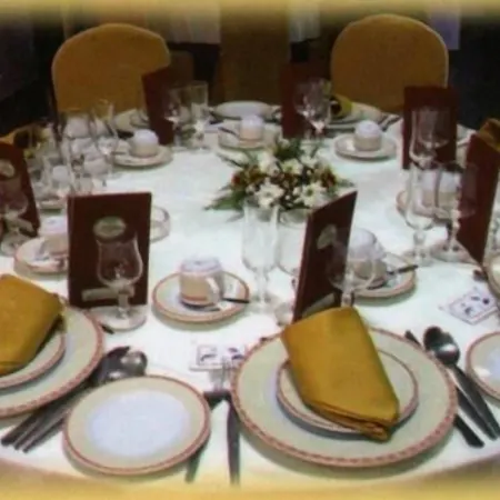 El Puente Ξενοδοχείο *