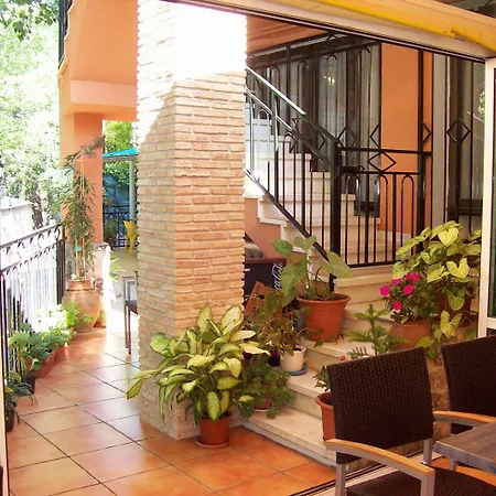 Szálloda El Puente Pinofranqueado